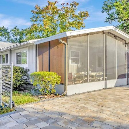 Cozy Bungalow With Patio & Grill, Private And Location 坦帕 外观 照片
